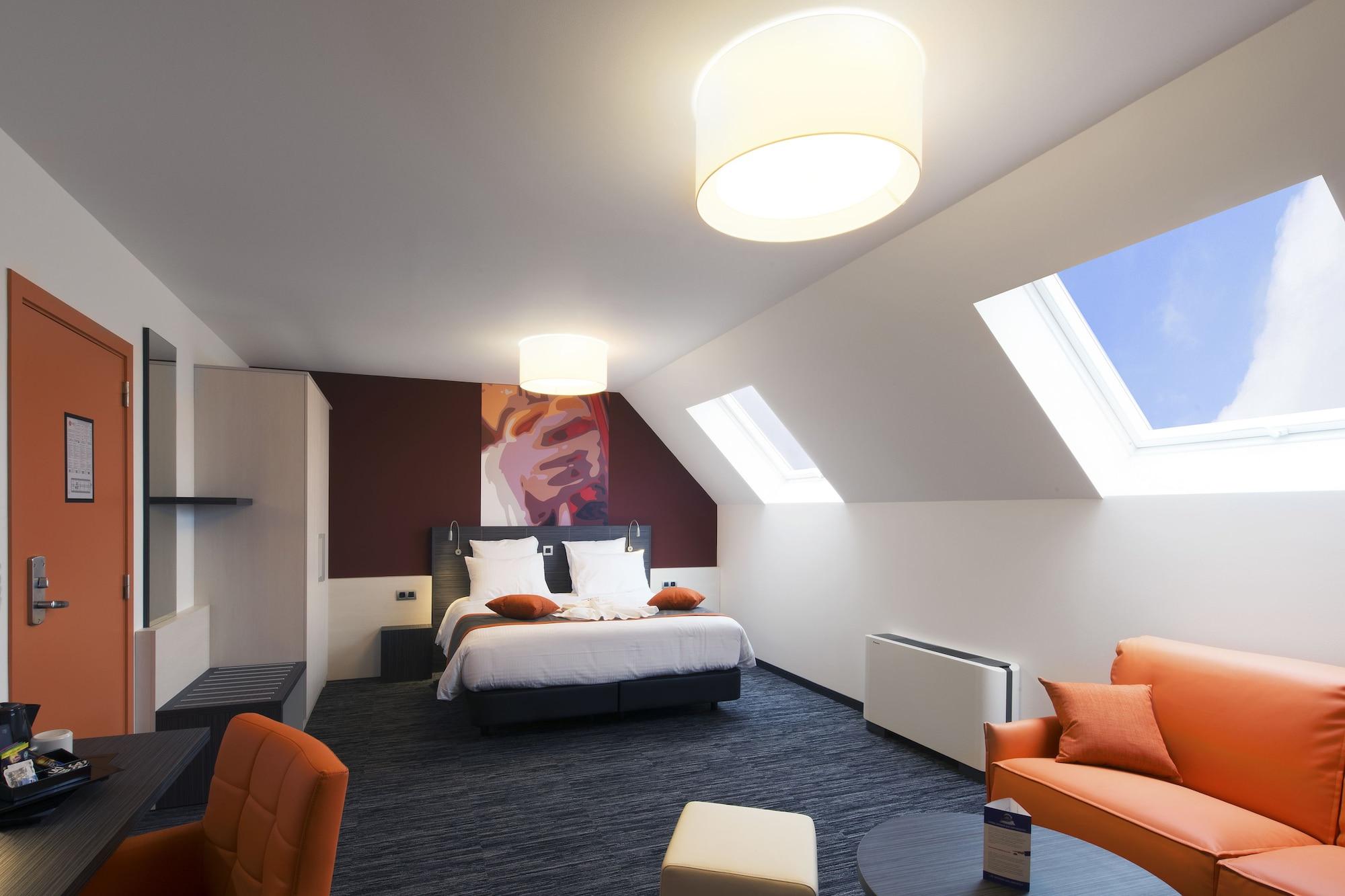 Orange Hotel La Louvière Eksteriør bilde